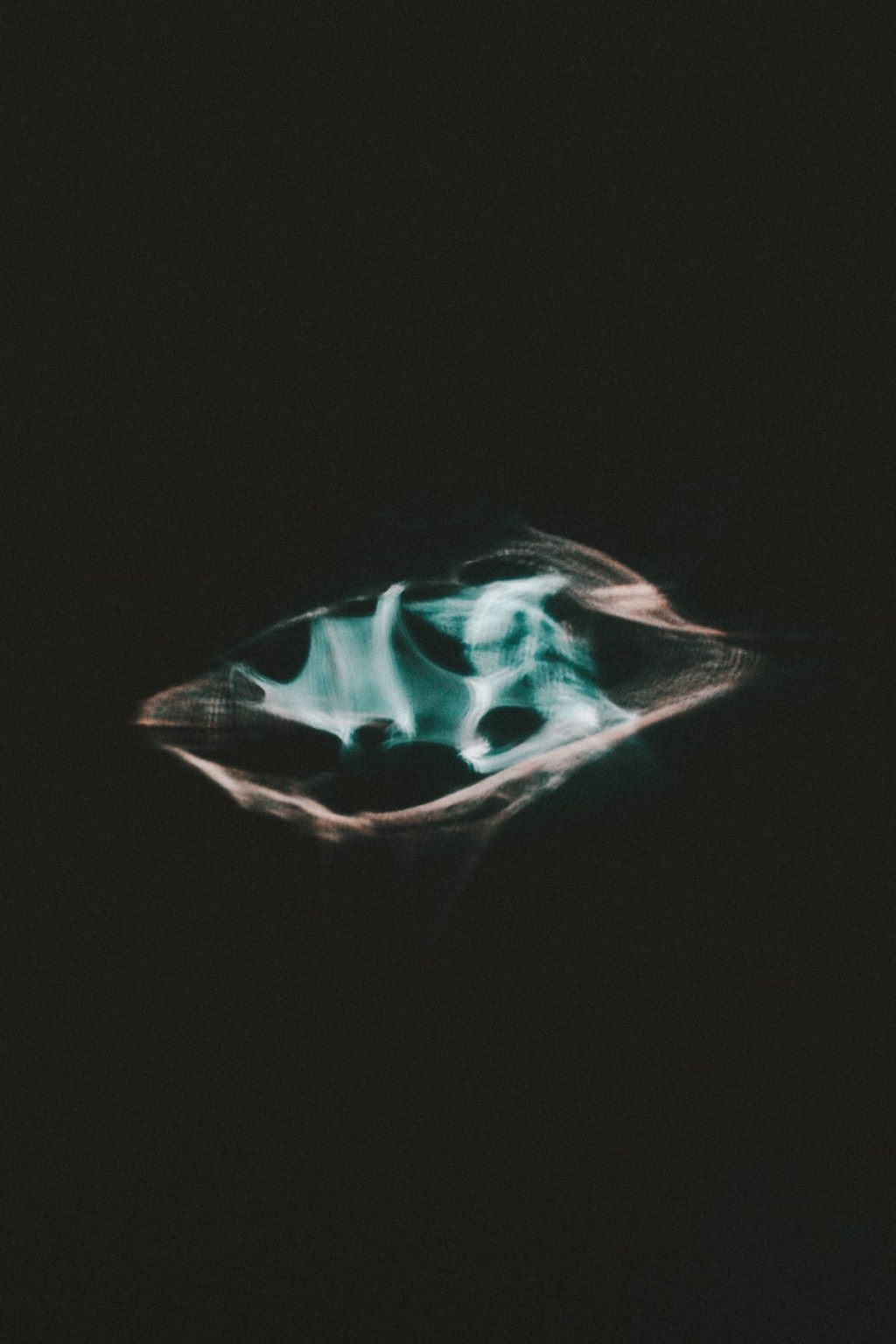 Aparatul foto cu opțiuni&nbsp;misterioase