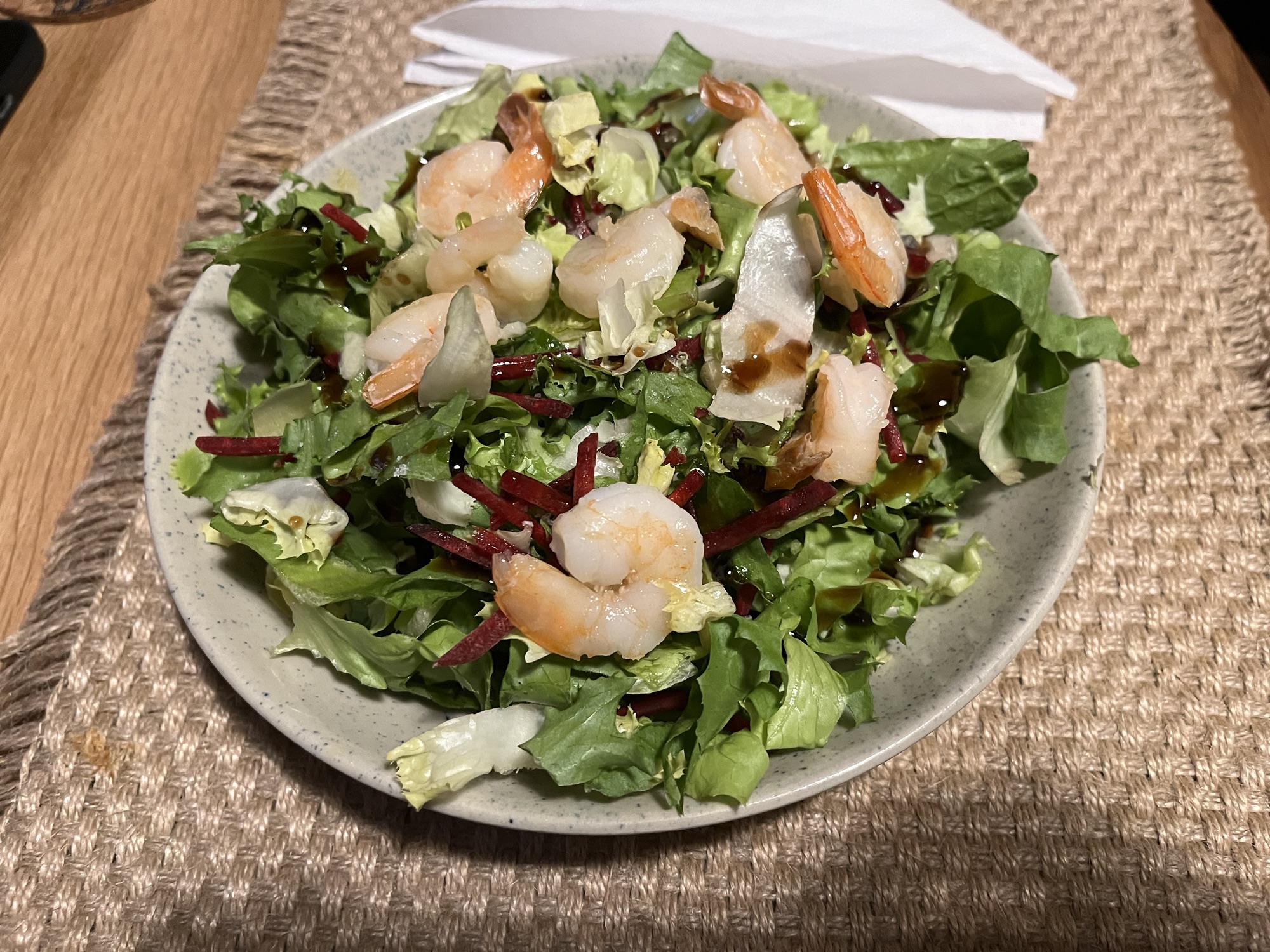 Ce-am mai gătit – salată cu creveți