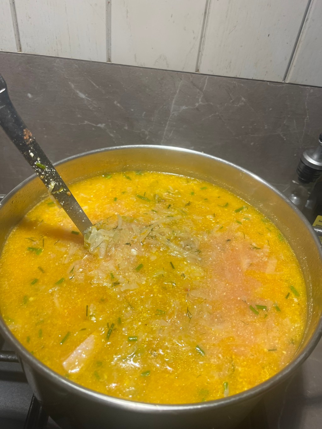 Ce am mai gătit : ciorbă de varză ca la Dana&nbsp;acasă